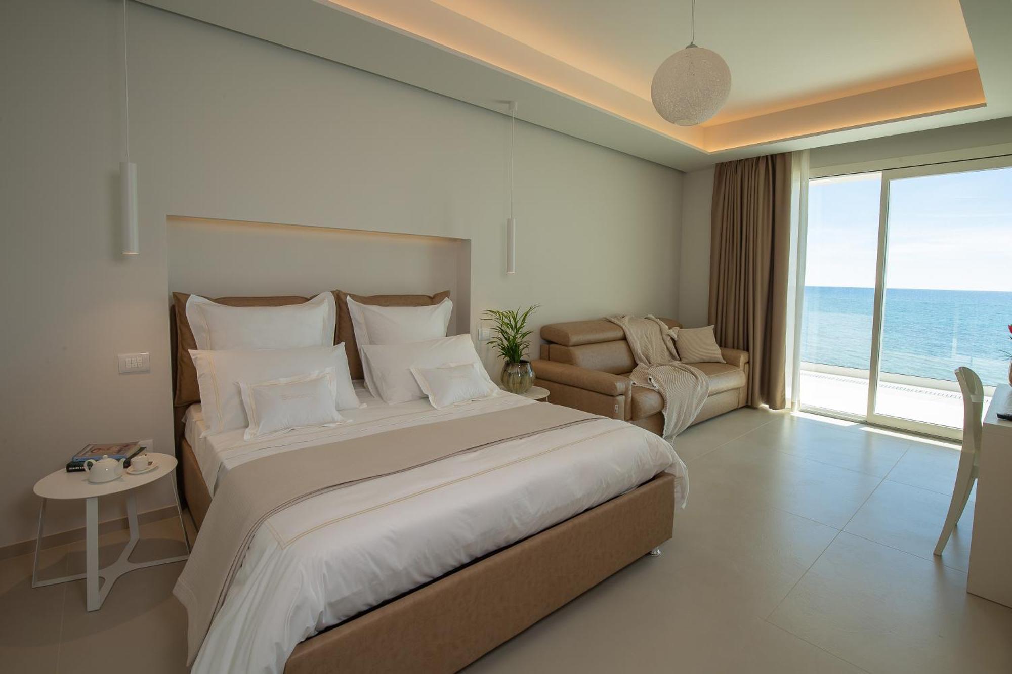 Scirocco Boutique Eco Hotel Torre Pali Exterior foto